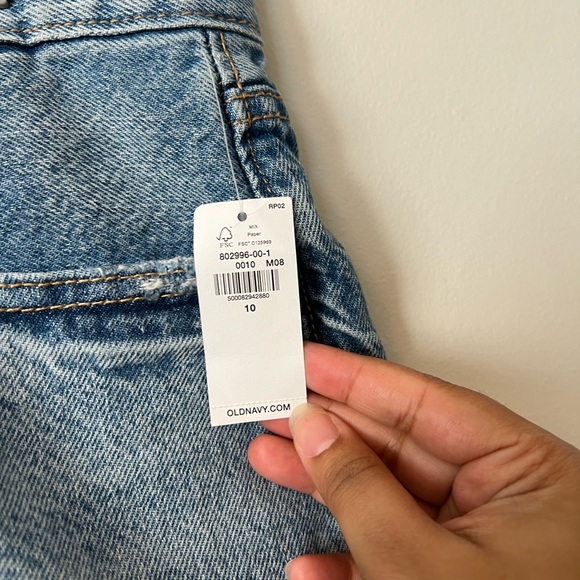 OLD NAVY Higher High Rise Sky Hi A-line Shorts - Picture 3 of 4